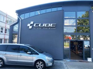 Firmenbeschriftung 3D Buchstaben Werbetechnik Freiburg