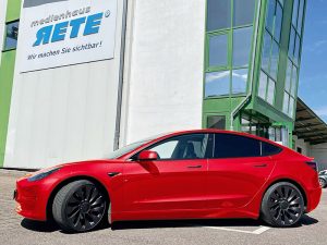 Tesla folieren Elektroauto folieren in Freiburg