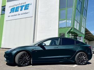 Tesla Folierung Auto bekleben Elektroauto folieren