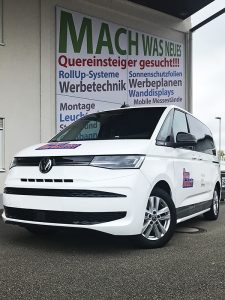 Lieferwagen Folierung in Grün in Freiburg Kastenwagen Elektroauto bekleben von weiß in farbig wechseln